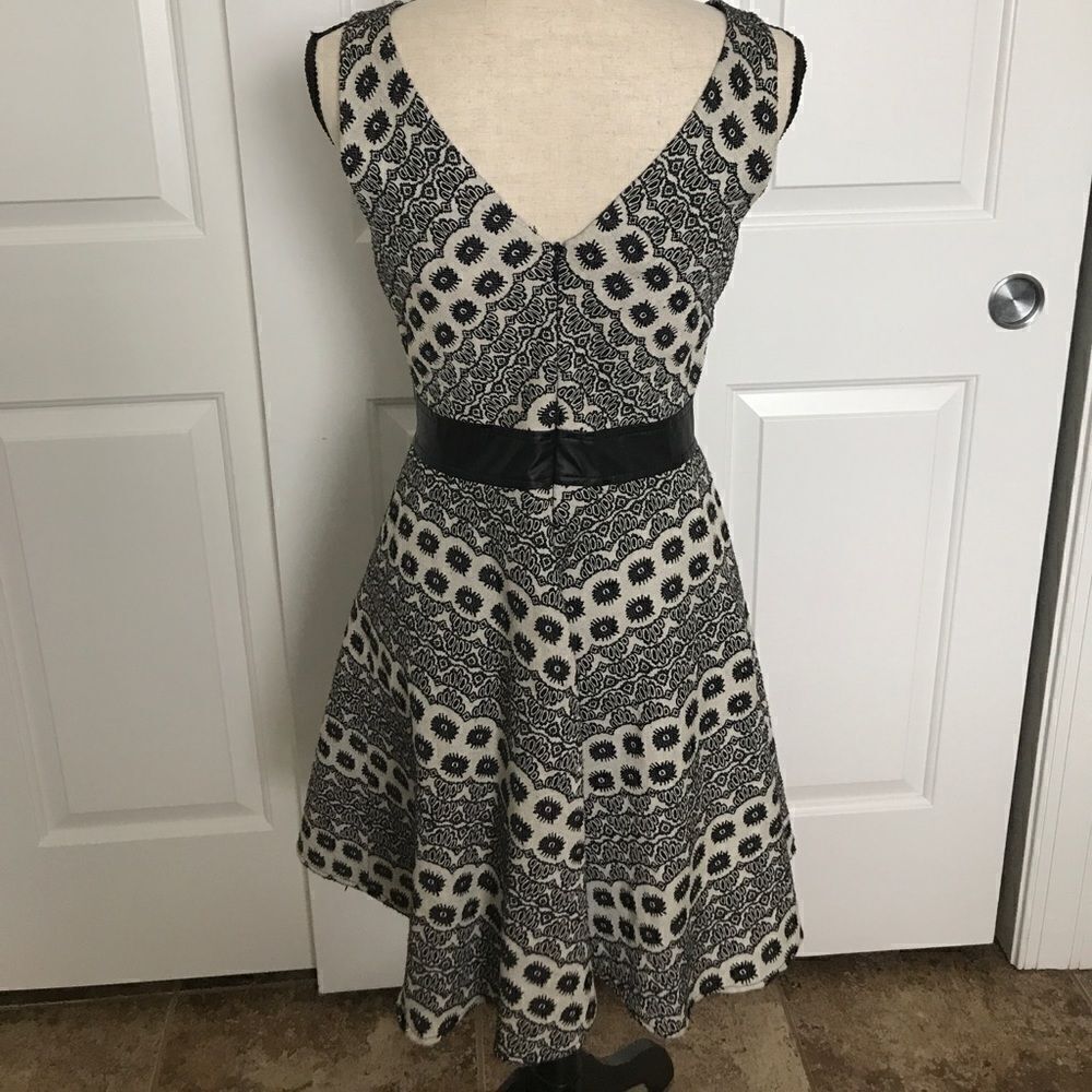Chelsea & Violet a line dress - Picture 2 of 4